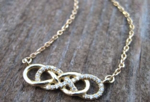 Diamond infinity Necklace1