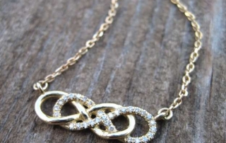 Diamond infinity Necklace1